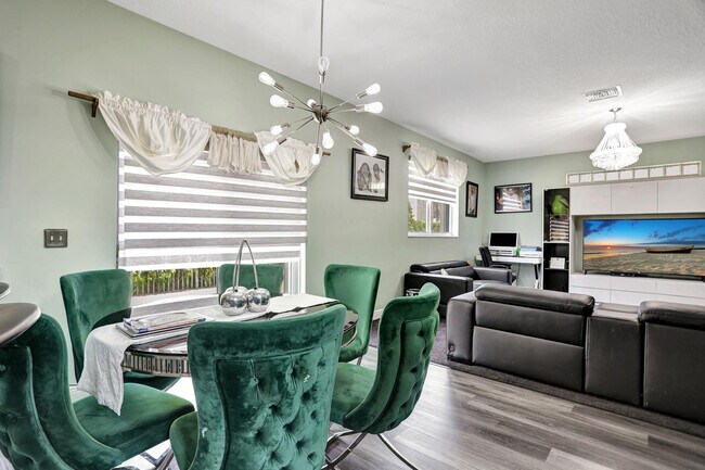 Foto del edificio - 12622 NW 9th St