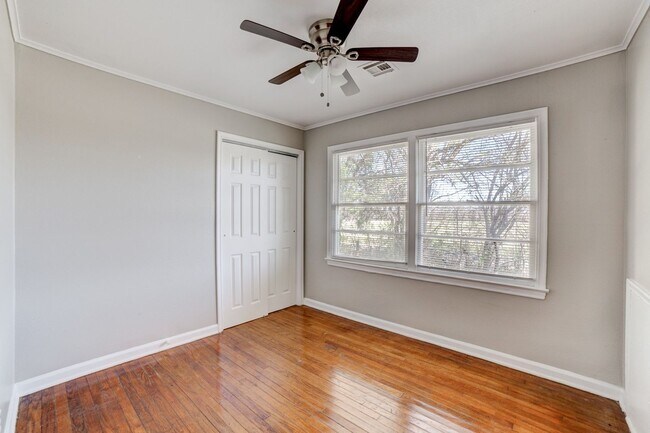 Foto del edificio - Recently Updated 3 Bed 1 Bath Rental Home
