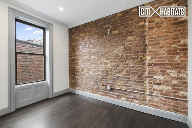 Building Photo - 109 Greene Ave