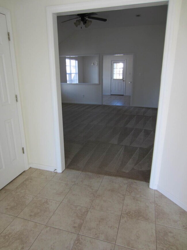Foto del edificio - 3 Bedroom/2 Bath Home in Chadwyck Subdivision