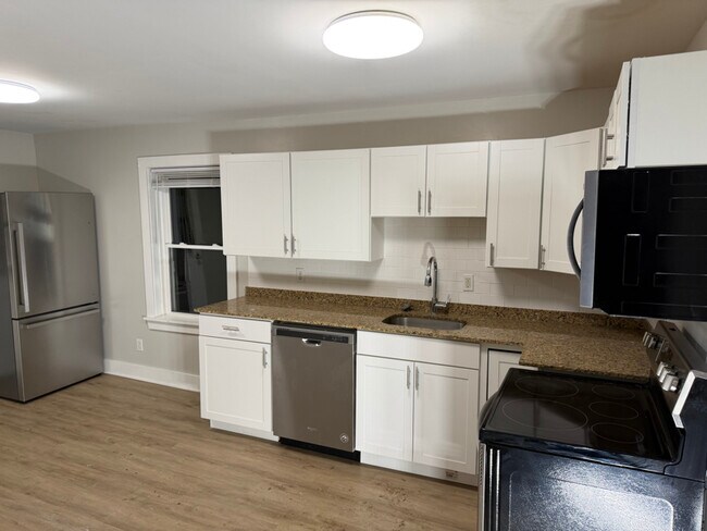 Foto del edificio - 100 Main St