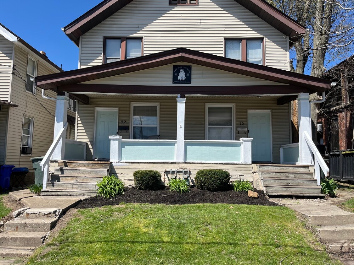 Primary Photo - 20 W Maynard Ave