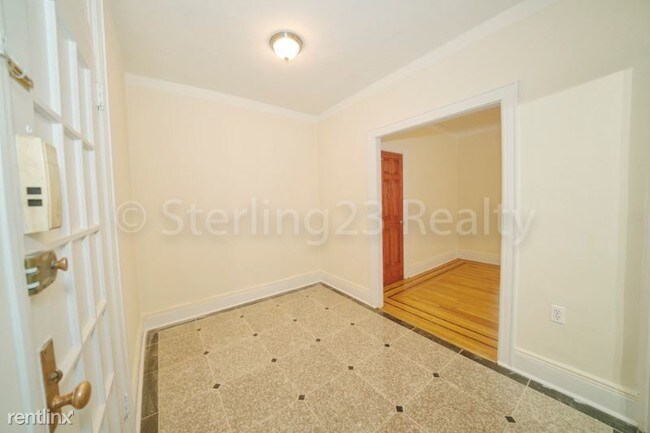 Foto del edificio - 35-45-45 33rd St