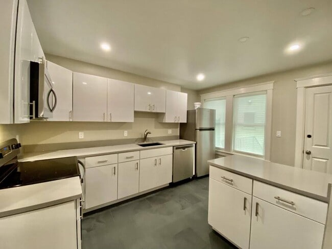 Photo - 3.0 bedroom in Cambridge Massachusetts 02139 Apartment