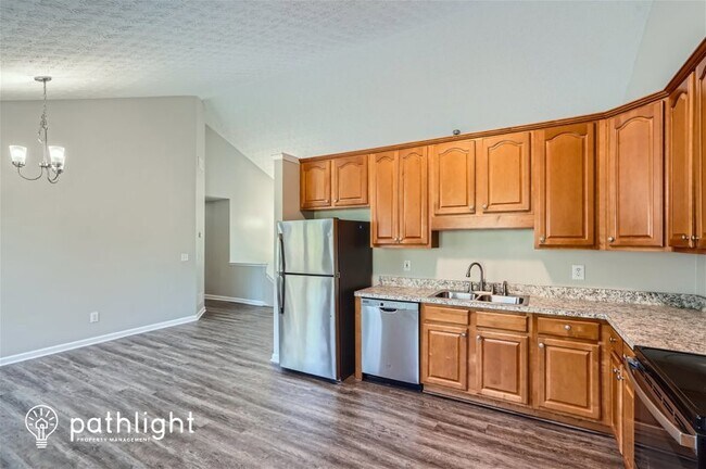 Building Photo - 170 Long Creek Dr