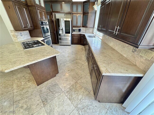 Foto del edificio - 8753 Rainbow Ridge Dr