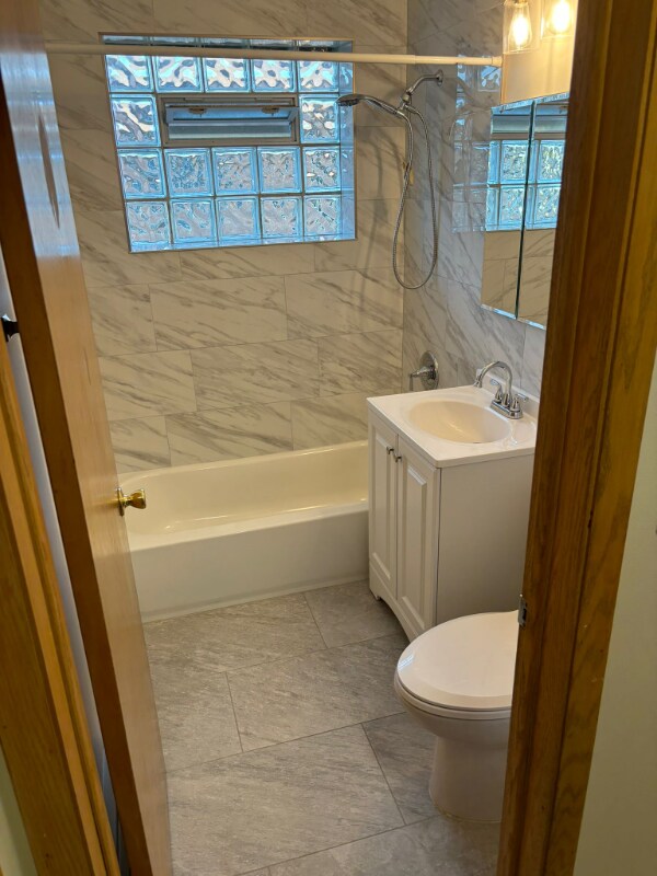 Photo - 7350 W Belmont Ave (Chicago, IL)