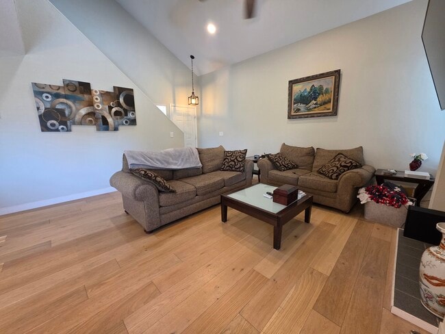 Building Photo - 4655 Badlands Ct