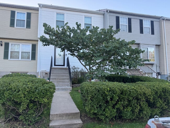 Photo - 1913 Newhaven Dr Townhome