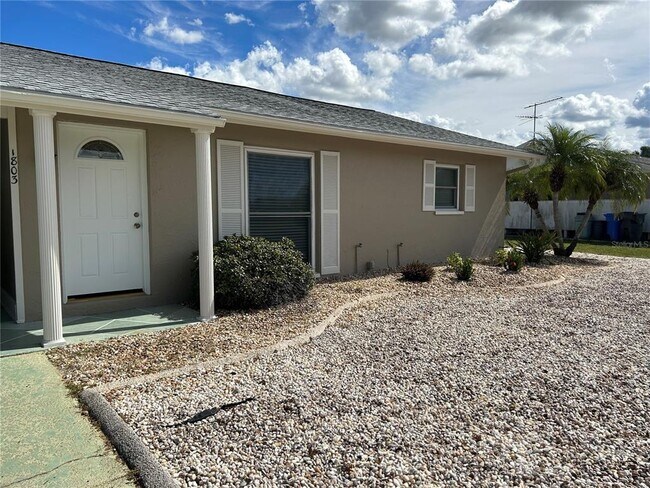 Building Photo - 1803 El Rancho Dr