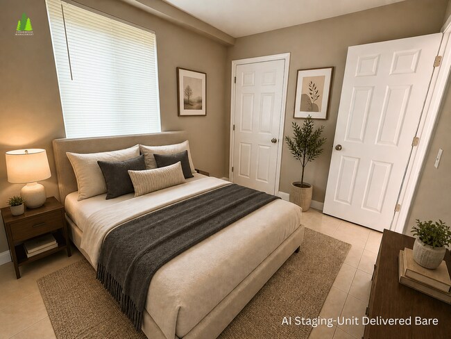 Foto del edificio - Spacious and comfortable apartment unit in Anderson Avenue