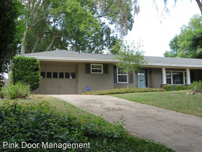 Building Photo - 2 br, 1.5 bath House - 1501 Tedford St
