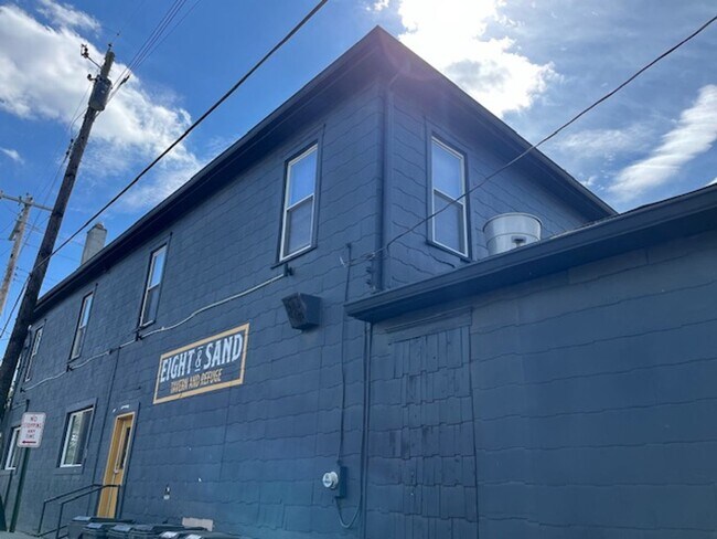 Foto del edificio - 76 E Innis Ave