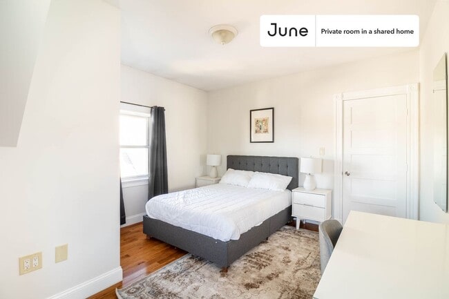 Private bedroom in 7 bed/2 bath Home - Private bedroom in 7 bed/2 bath Home