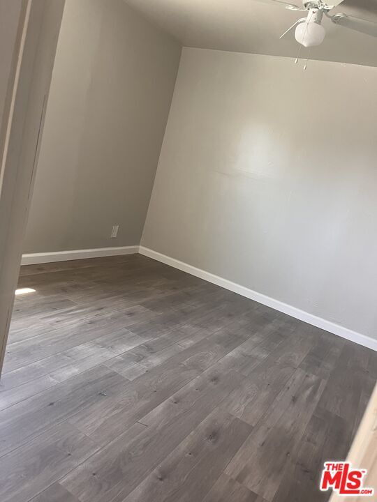 Building Photo - 1522 W 65th Pl