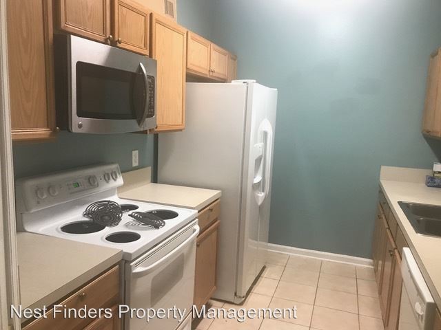 Foto del edificio - 7990 Baymeadows Rd E