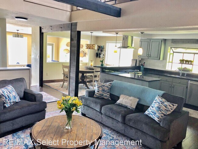 Foto del edificio - 23058 SE Lake Wilderness Dr