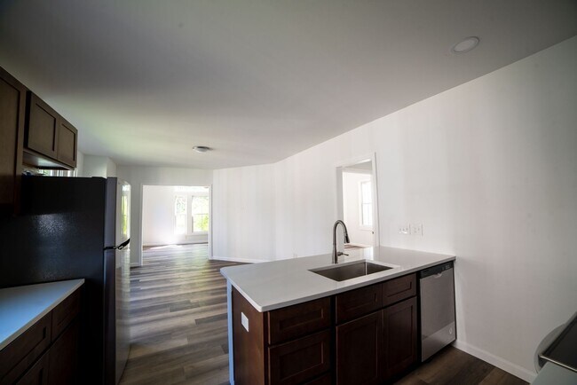 Foto del edificio - 107 N 13th St