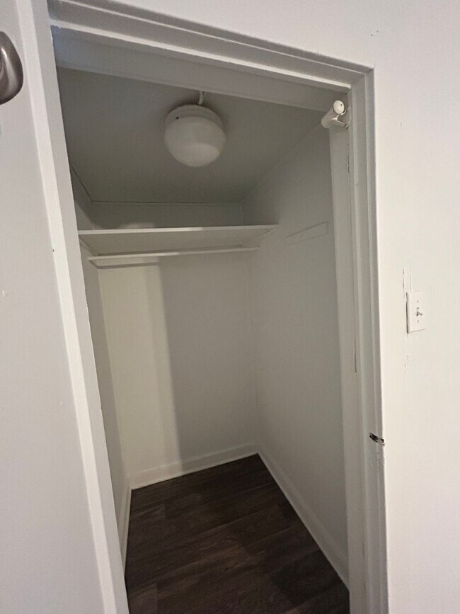 Foto del edificio - 441 N Center St