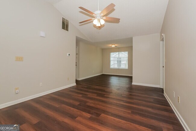 Building Photo - 218 Adam Cir