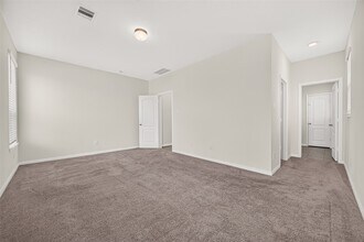 Building Photo - 2118 Katalonia Ln