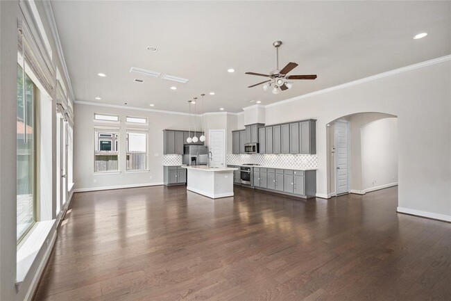 Building Photo - 927 W Lacey Garden Loop
