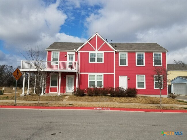 Building Photo - 334 Trestle Tree