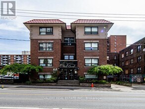 Building Photo - 391 Sherbourne St