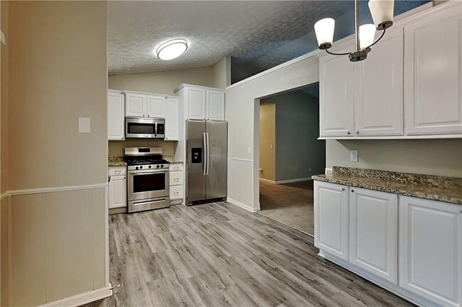 Foto del edificio - 163 Springbrooke Trl