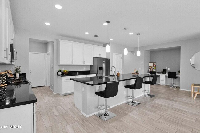 Building Photo - 8503 W Peppertree Ln