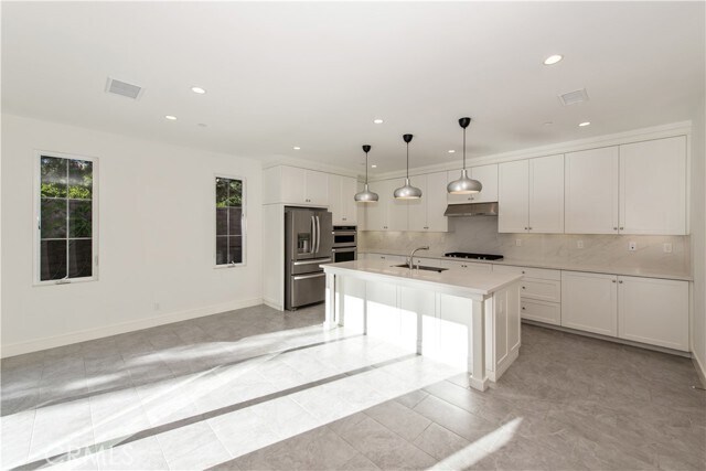Building Photo - 121 Toretta