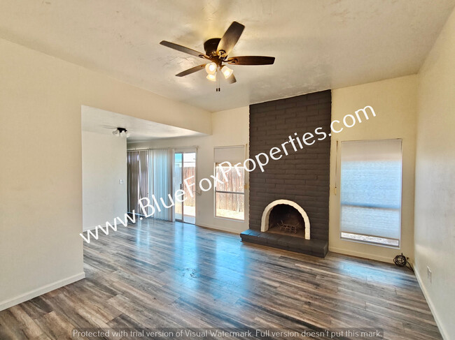 Building Photo - 1802 S Sunburst Pl