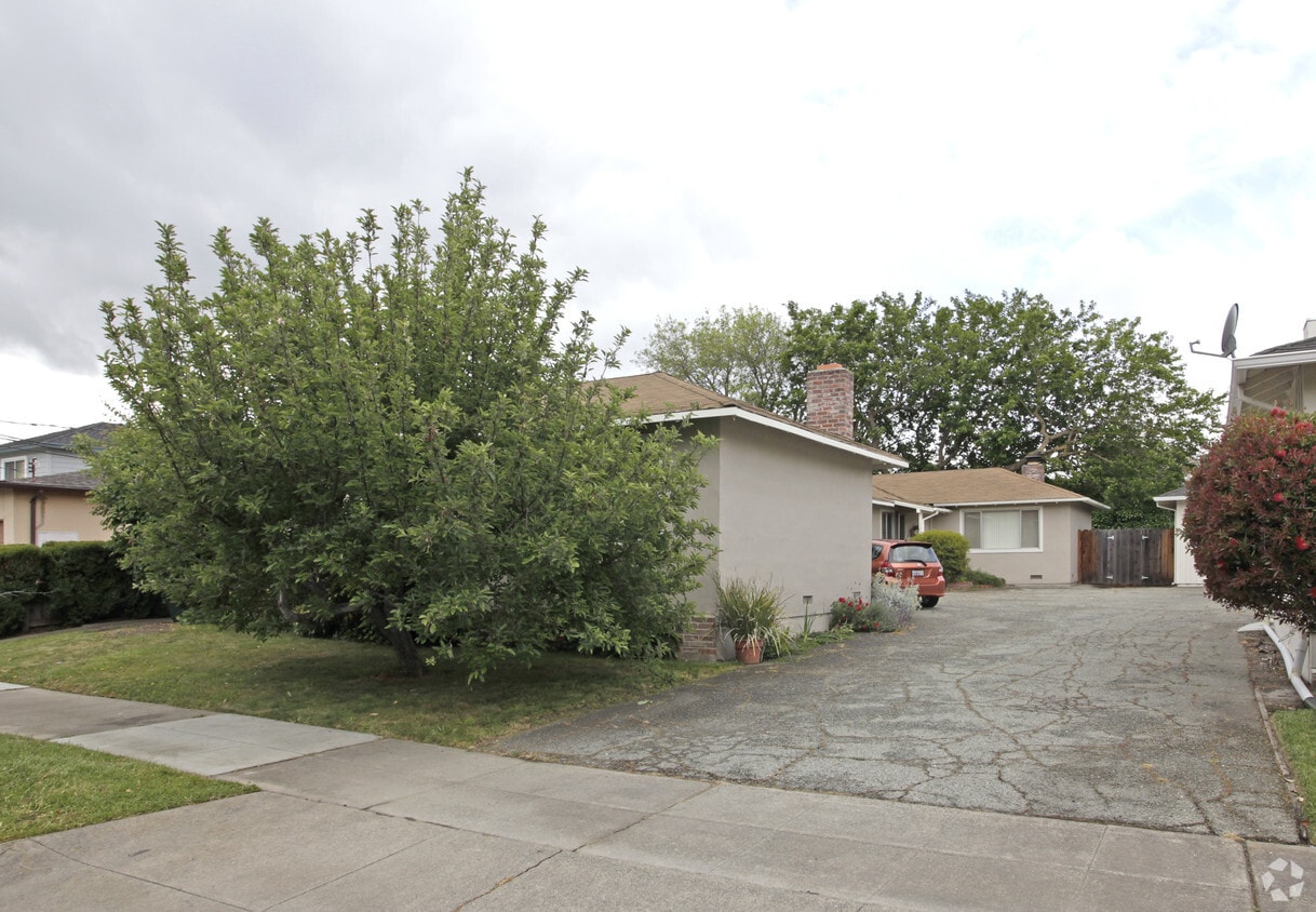 Primary Photo - 1228-1230 Junipero Ave