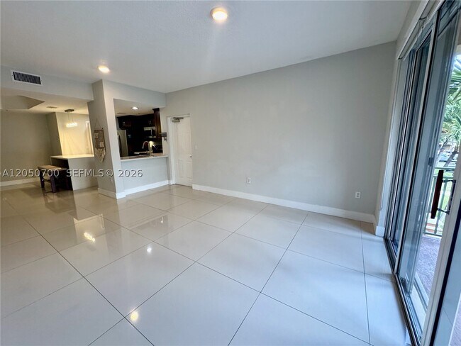 Foto del edificio - 123 NW 114th Ave