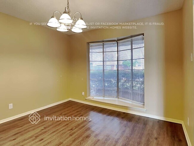 Foto del edificio - 150 Valleyglen Dr