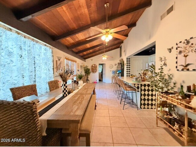 Foto del edificio - 14223 W Olive Ave