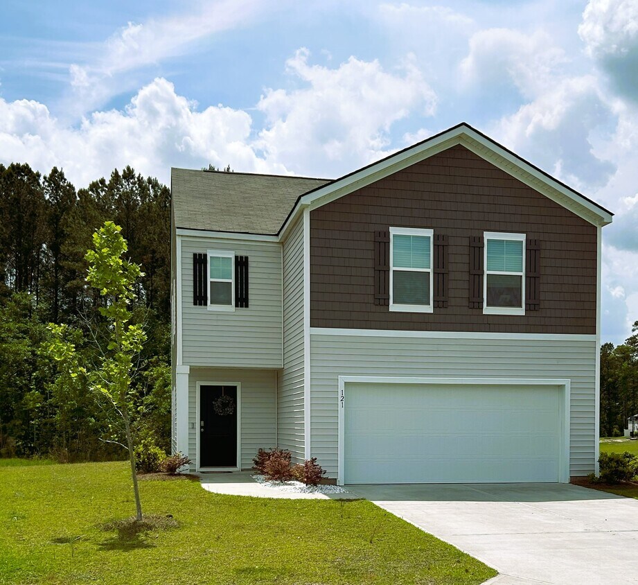 Primary Photo - 121 Barbados Cir