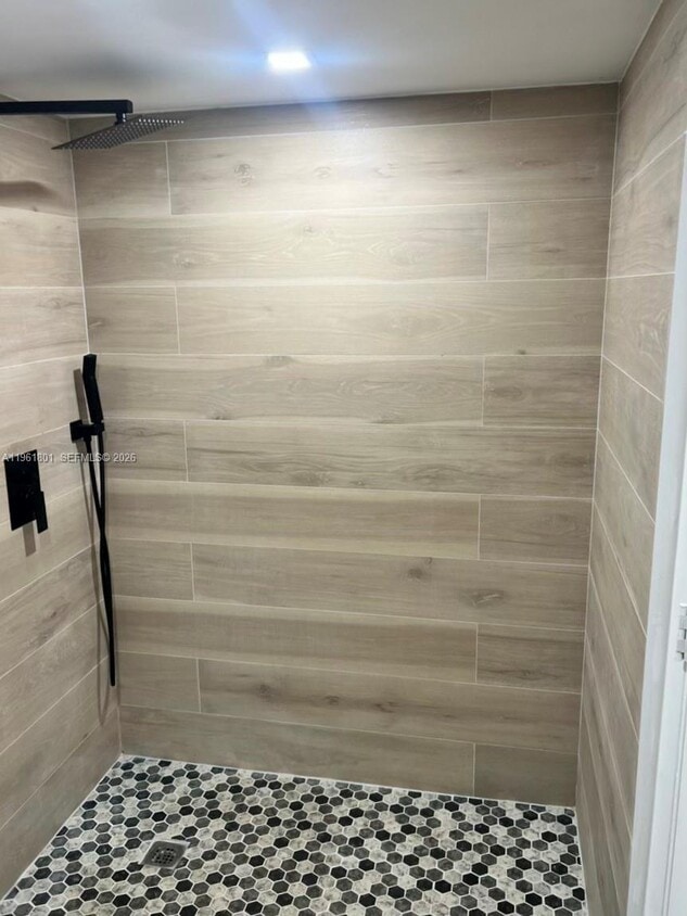 Foto del edificio - 252 E 36th St