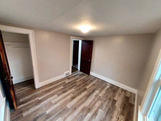 Foto del edificio - Welcome to your new home! 2 bed 1 bath single family house