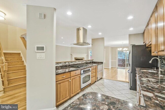 Foto del edificio - 6366 Brampton Ct