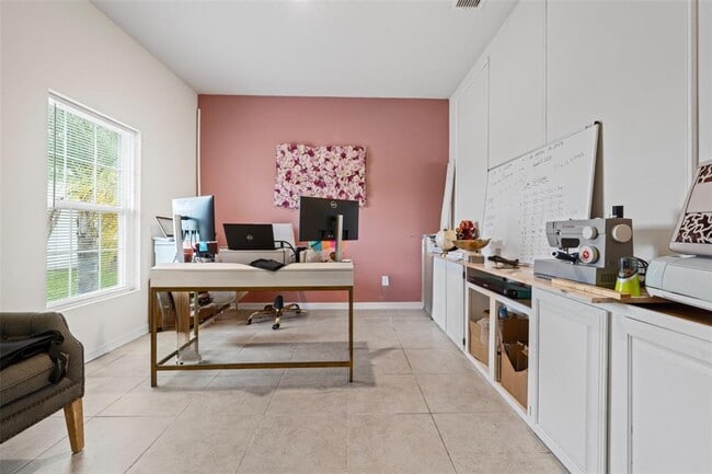 Foto del edificio - 2621 Glenrock Ct