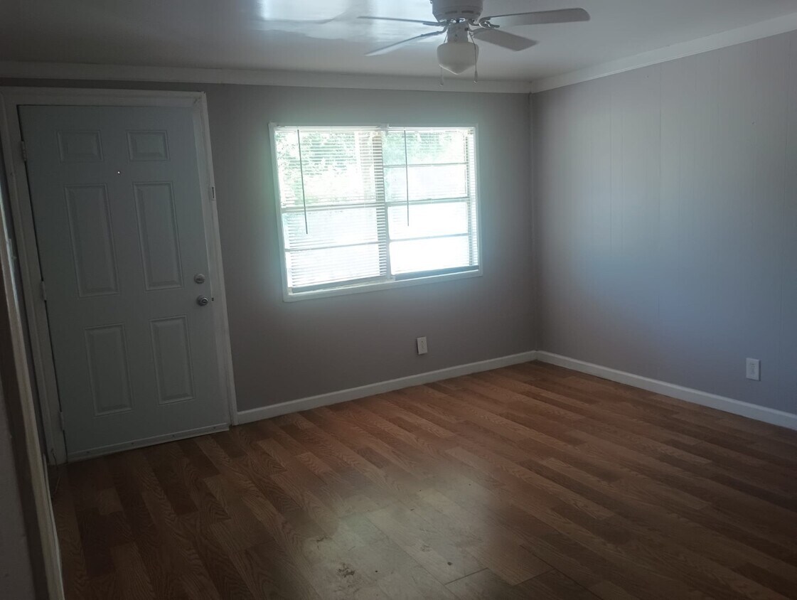 Foto principal - 2722 W Green St