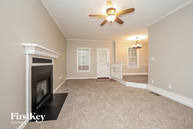 Foto del edificio - 163 Twin Valley Ct