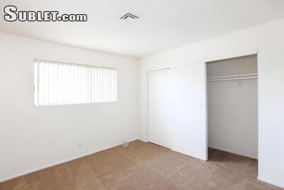 Foto del edificio - 301 N Decatur Blvd