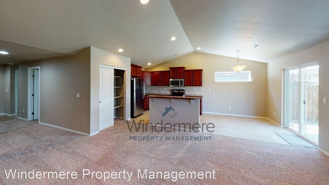 Building Photo - 3 br, 2 bath House - 226 Chapra Street