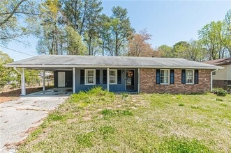 Building Photo - 926 Live Oak Ct