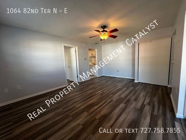 Foto del edificio - Lovely 1 Bed 1 Bath Condo in St Pete