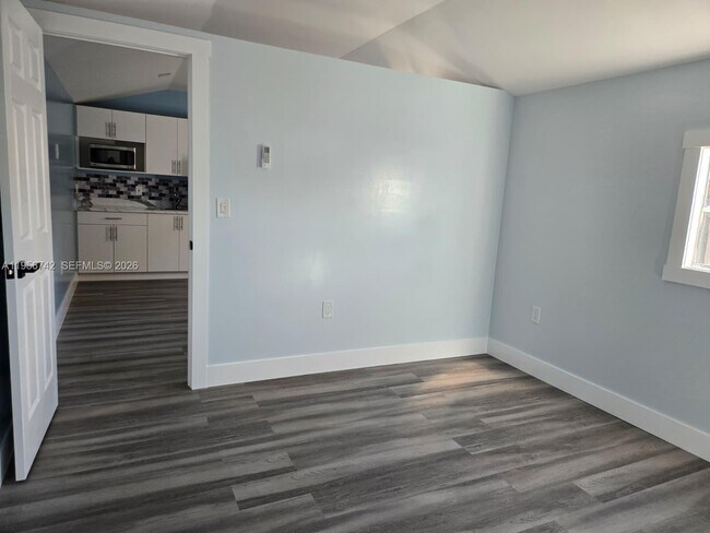 Foto del edificio - 9650 SW 163rd St