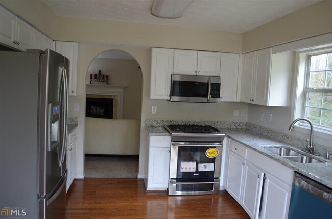 Building Photo - 2632 Abbotts Glen Dr NW