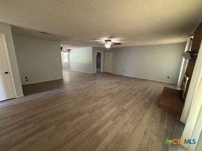 Building Photo - 6186 Farm to Market 1715